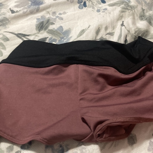 NWT vs pink shorts - Picture 5 of 5